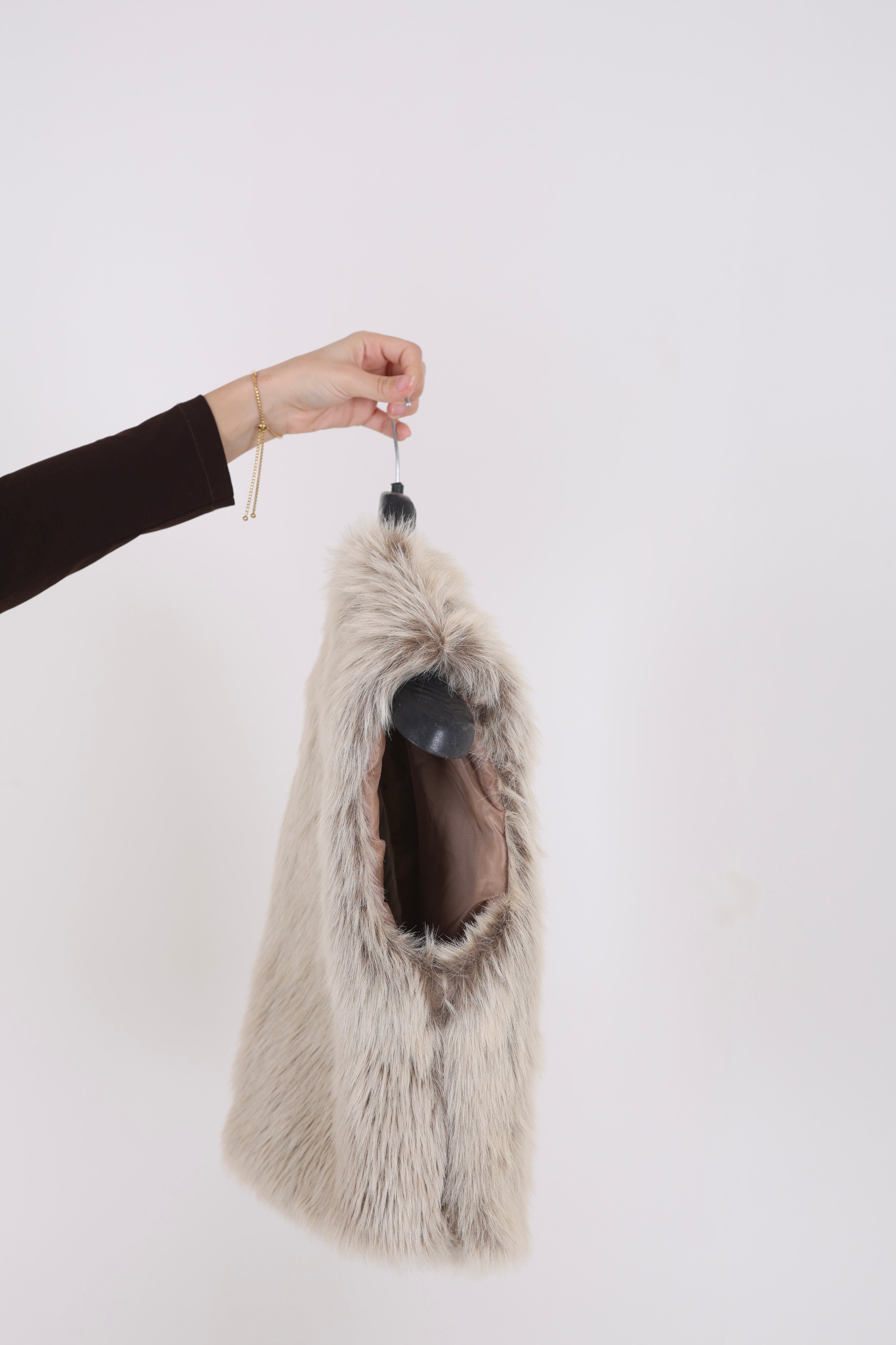 Fur vest