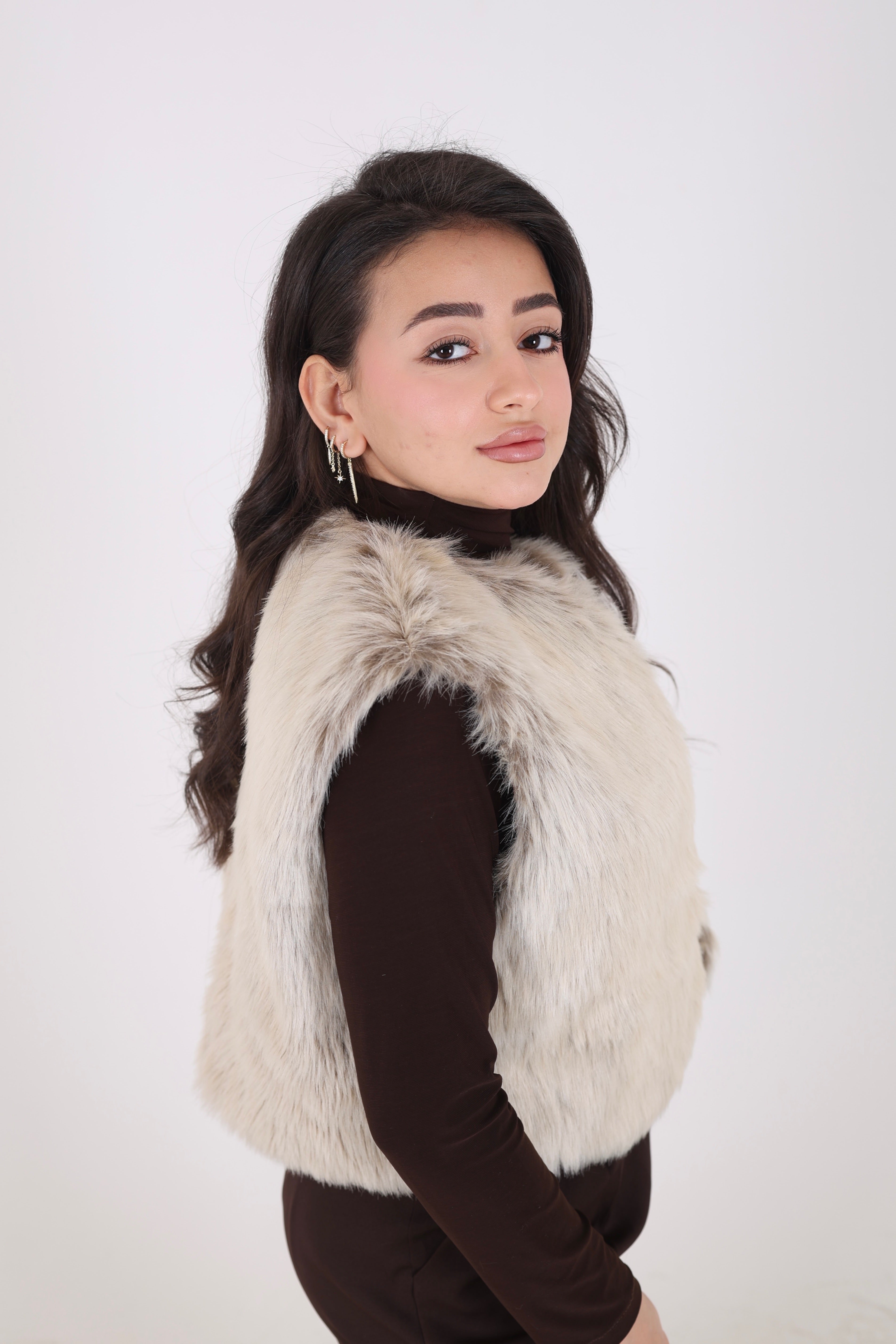 Fur vest
